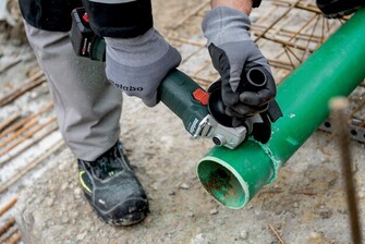 Metabo W18L 9-125 akkukulmahiomakone 2x4.0ah akku + ASC 55 laturi